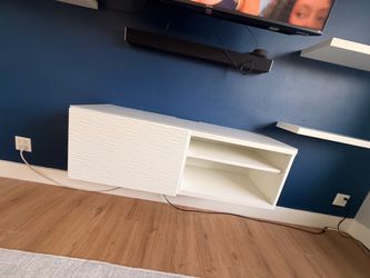 White floating tv cabinet