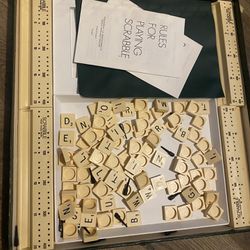 Vintage 1973 Scrabble Deluxe Spears Games
