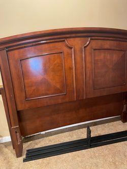 Queen Wood Headboard and footboard