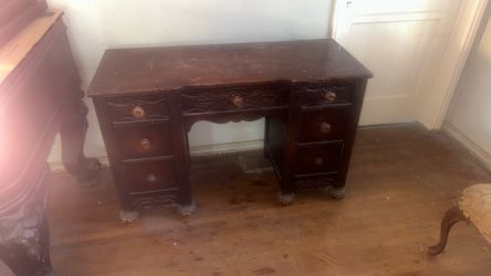 antique 7 drawer desk w ball feet