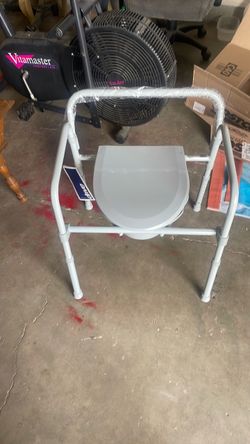 Drive Medical Portable Bedside Commode Chair