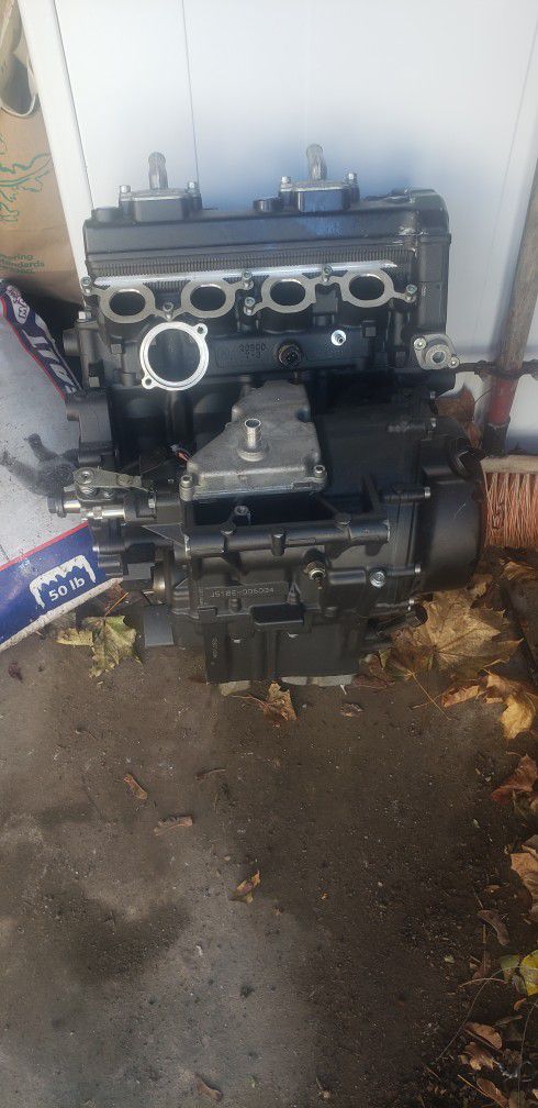 Yamaha Fz6 Engine