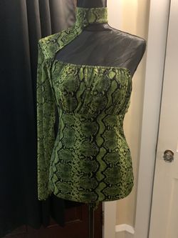 Green Snakeskin Print Bodysuit by Pretty Little Thing