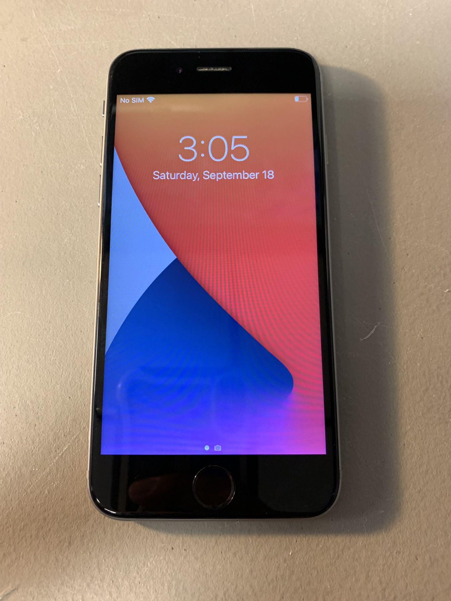 AT&T Apple iPhones 6S 64 GB space gray