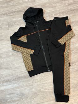 New set available in size M