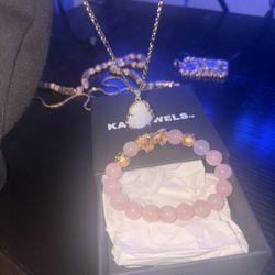pink jade and gold braclet