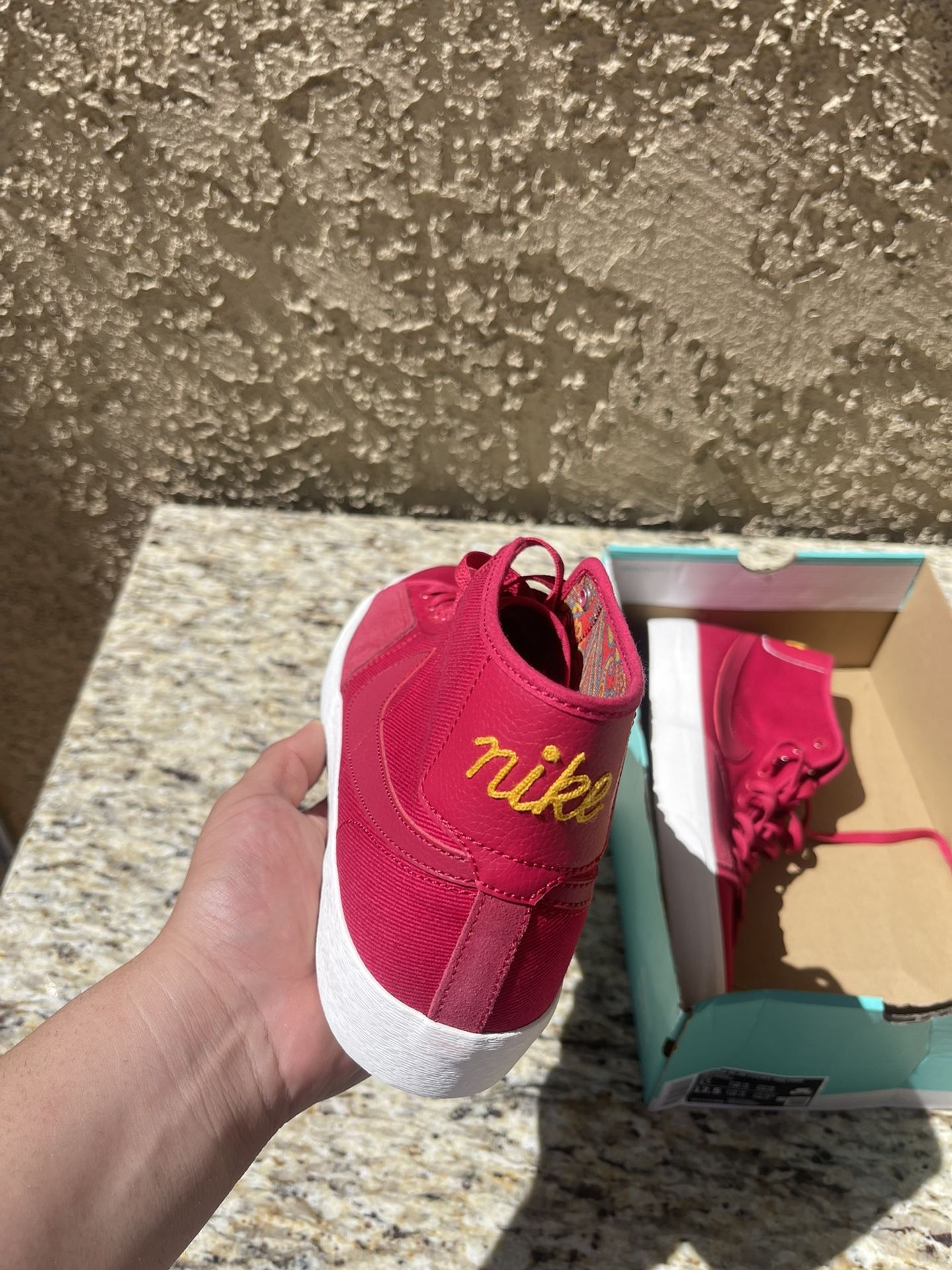 NIKE SB BLAZER COURT MID PREMIUM