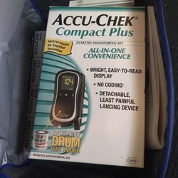 Diabetes Monitoring Kit With 4 Box Of Test Strips 