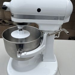 KitchenAid Classic 4.5qt Stand Mixer - White: 10 Speeds, Metal, Dishwasher-Safe, Includes Beater & Dough Hook