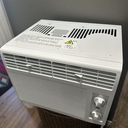 Brand NEW GE Air Conditioner 