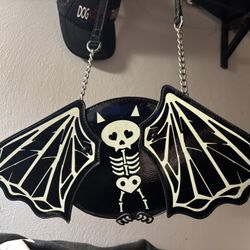 Betsy Johnson Glow In The Dark Bat Purse 