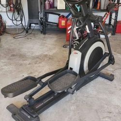 Very Good Condition Elliptical