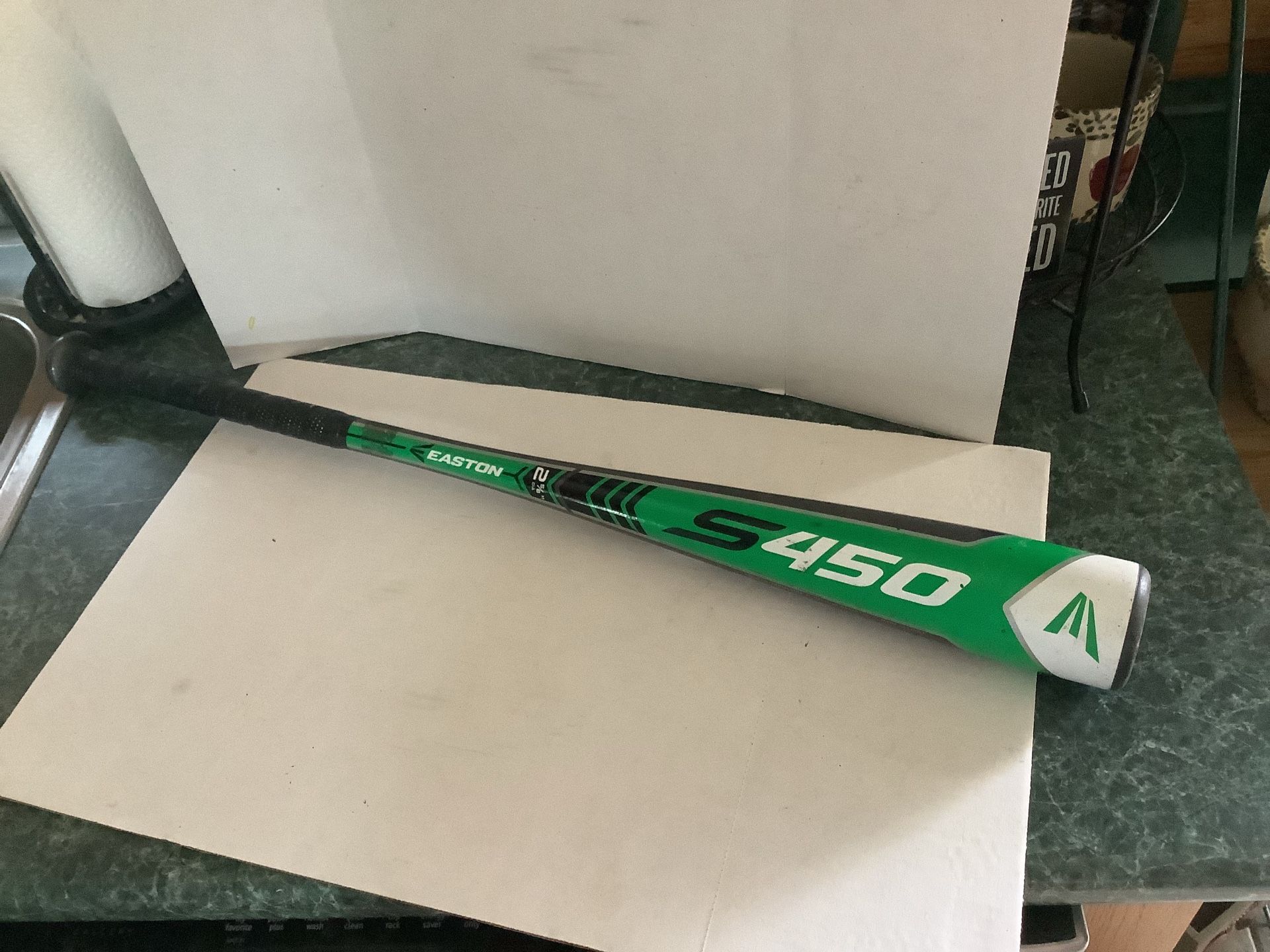 Easton USA Baseball bat S450, 2 5/8” barrel, 29” and 21 ounces, Plainfield, Illinois