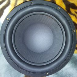 Klipsch Subwoofer 10 in. (Please Read Description)