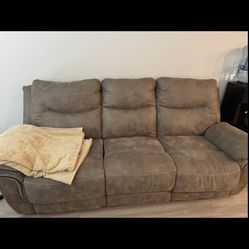 Reclining Couch’s 