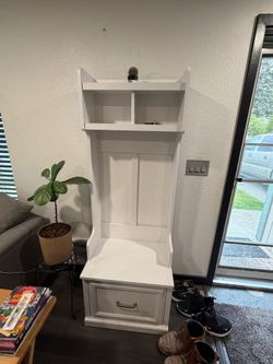 Entry way Shoe bench