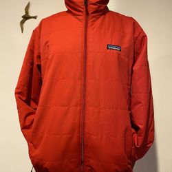 Patagonia men’s light jacket. Size M