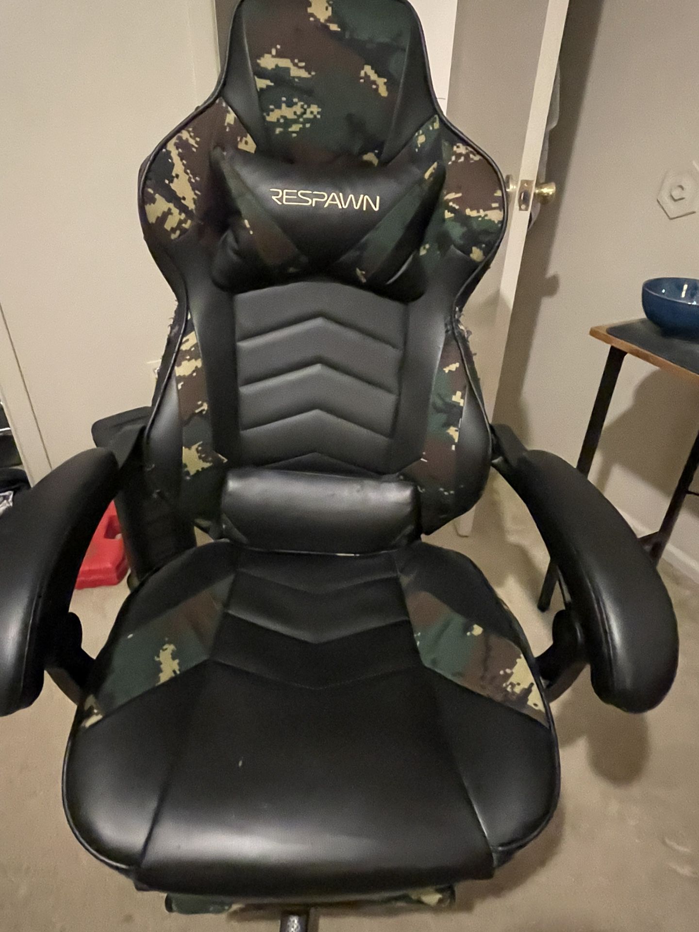 Respawn Gaming Chair 