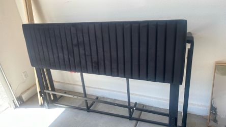 CAL King platform bed