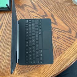 Apple Magic Keyboard 