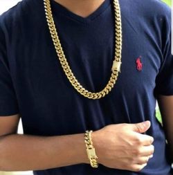 Cuban link Set 14K Gold Plated Does Not Loses color