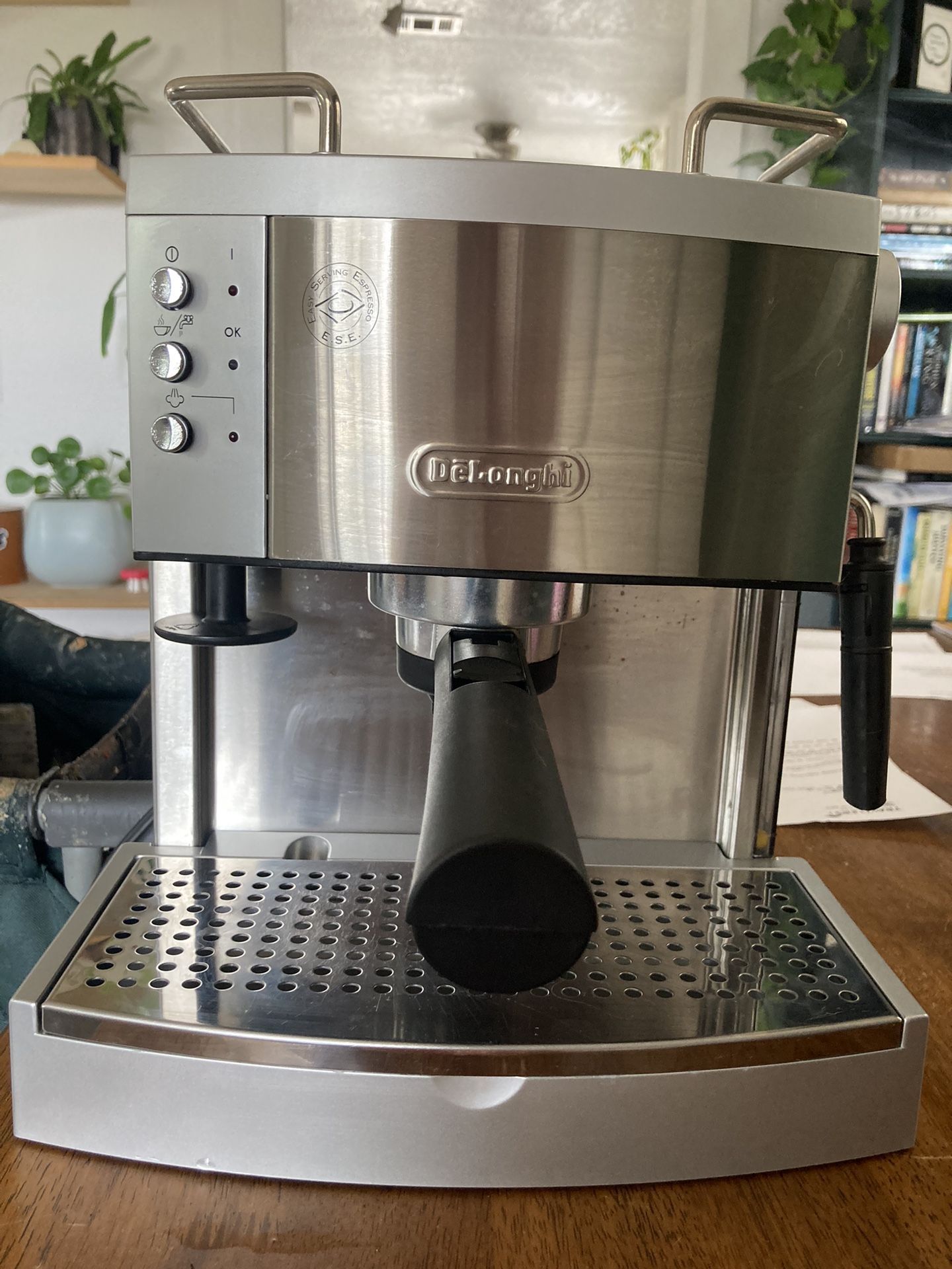 DeLonghi EC702 Espresso Machine