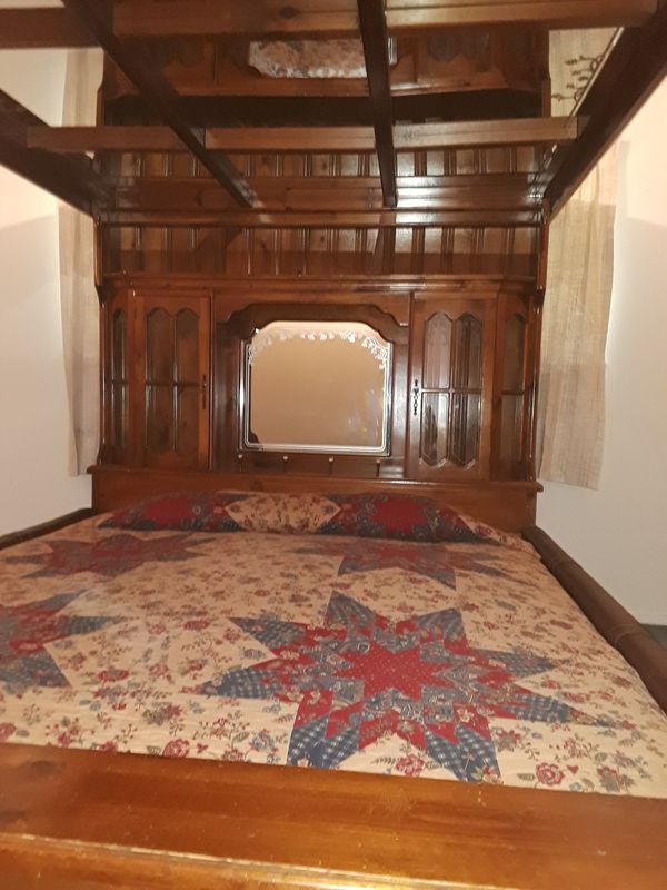 California King Canopy Water Bed...beautiful solid wood ...