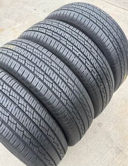 235/65r16 Continental Tires Con 80% de vida las 4