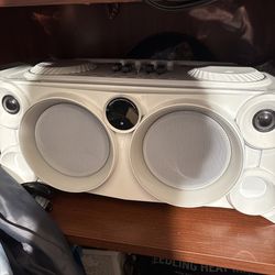 Portable Hi-Fi Music System / Bluetooth Speaker