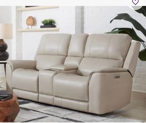 Power Reclining Loveseat with Center Console