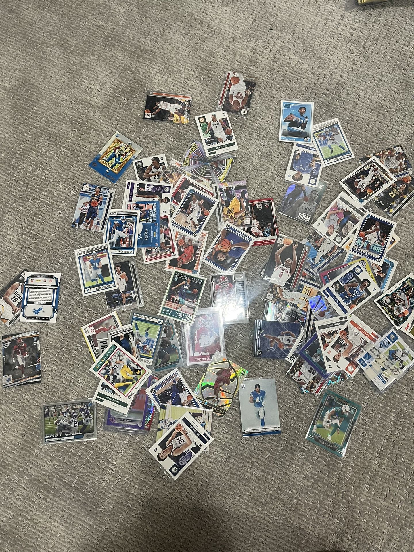 Huge Sports Card Lot Football And Basketball Mostly Rookies Variations