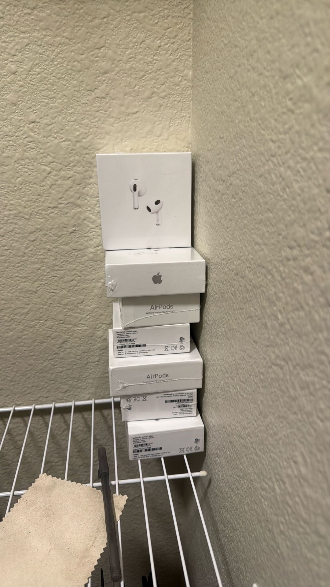 AirPods (brand new)