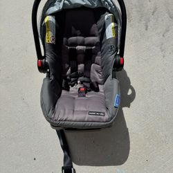 Graco Infant Car Seat