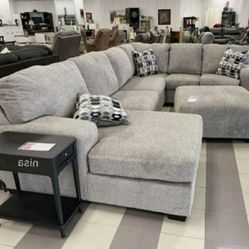 U SHAPED SECTIONAL COUCH SAME DAY DELIVERY By ASHLEY 