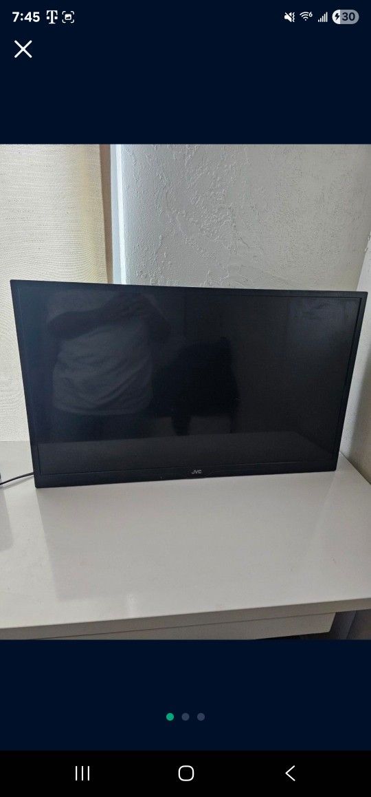 JVC Television