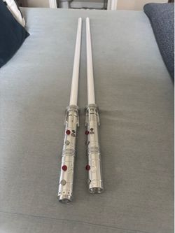 Xeno pixel Darth maul light saber