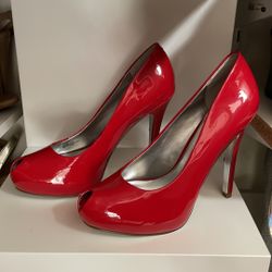 New 6 women’s heels jessica Simpson red shinny closed  heel peep toe 5” Silver