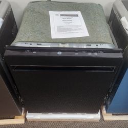 24 in. Built-In Black Top Control ADA Dishwasher with Stainless Steel Tub and 51 dBA