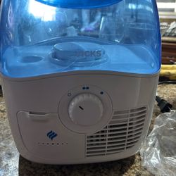 Vicks Humidifier 
