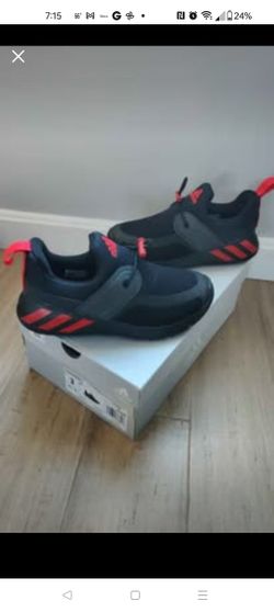 New Adidas Rapida Zen Kids Sneakers Size 3