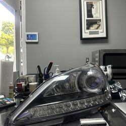 HYUNDAI EQUUS OEM LEFT DRIVER HID HEADLIGHT COMPLETE ASSEMBLY 2011-2016