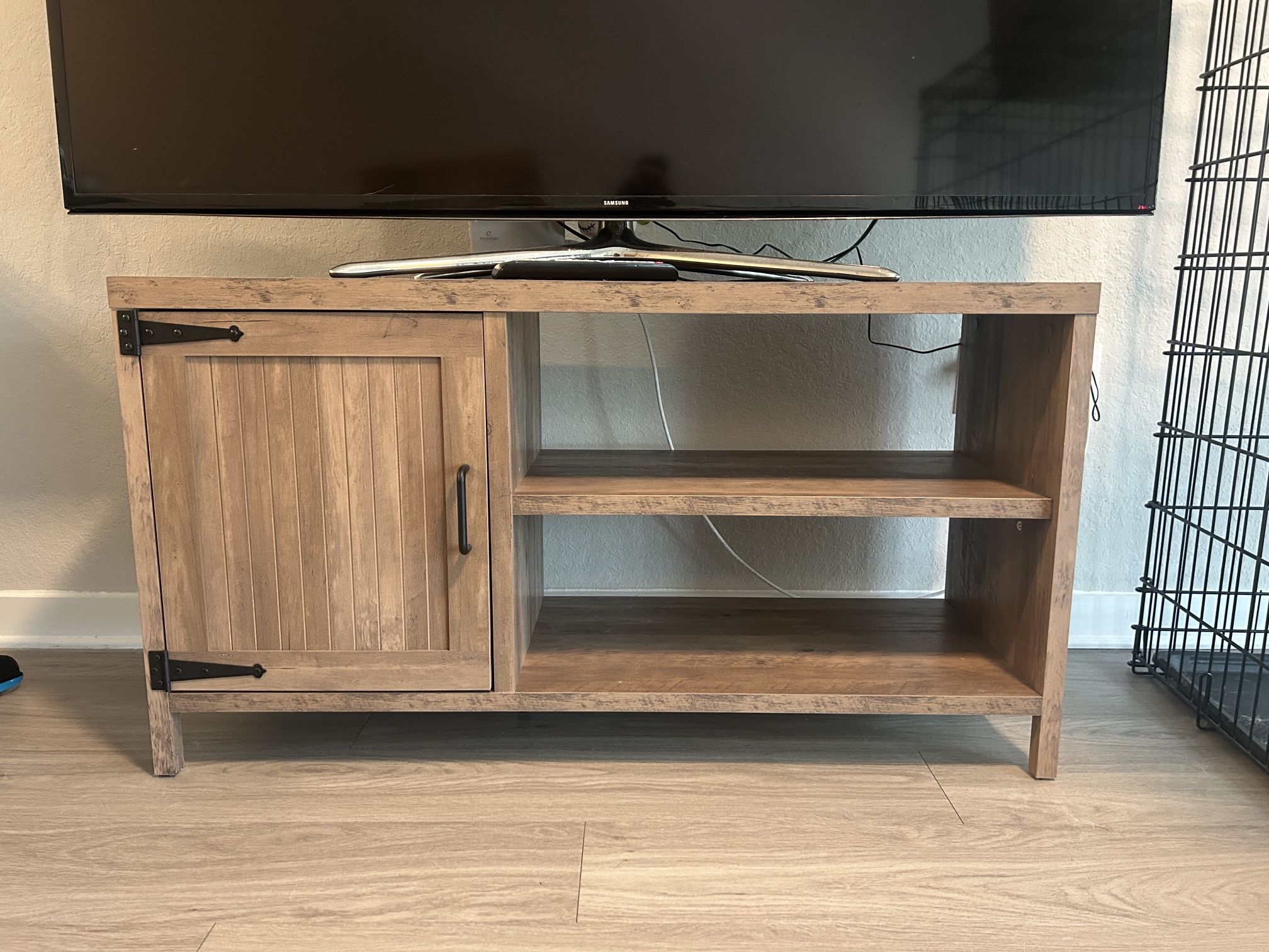 Tv stand