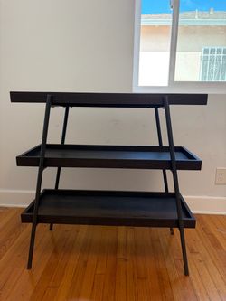 Table / Shelves