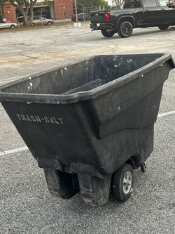Rubbermaid trash Buggy