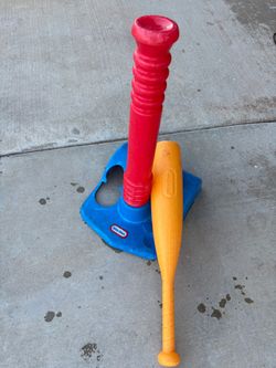 Toddler T-ball stand and bat $5