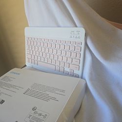 Mini Bluetooth Keyboard
