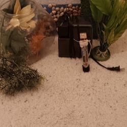 Plastic Fish Bowl & Aquarium Supplies Kit