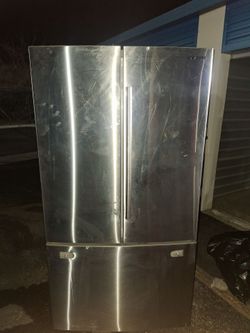 Refrigerator