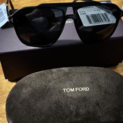 TOM FORD AUTARI NAVIGATOR BLACK/ECO/SMOKE LENSES NEW
