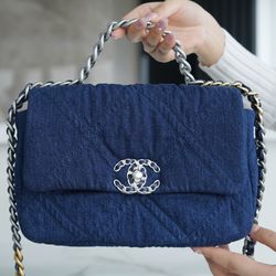 chan el Dark Denim women's bags